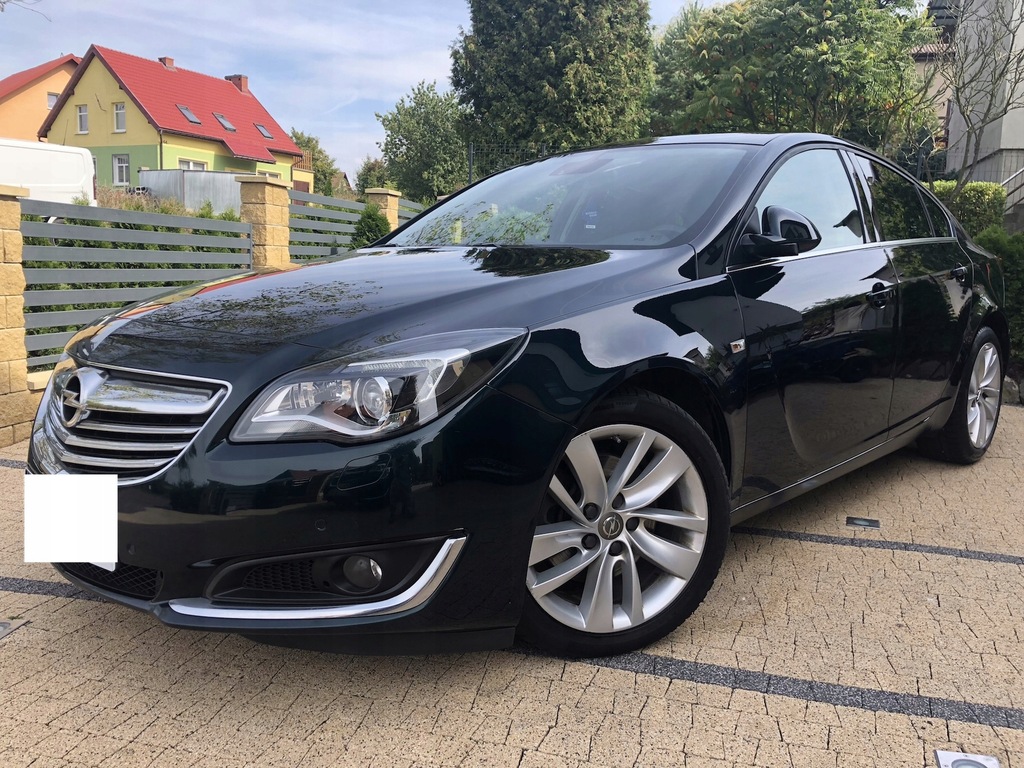 Opel insignia salon