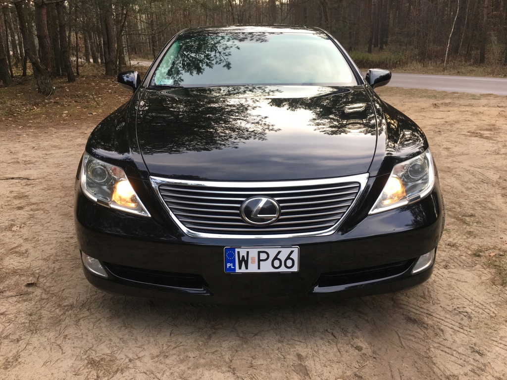 Lexus ls 460 long