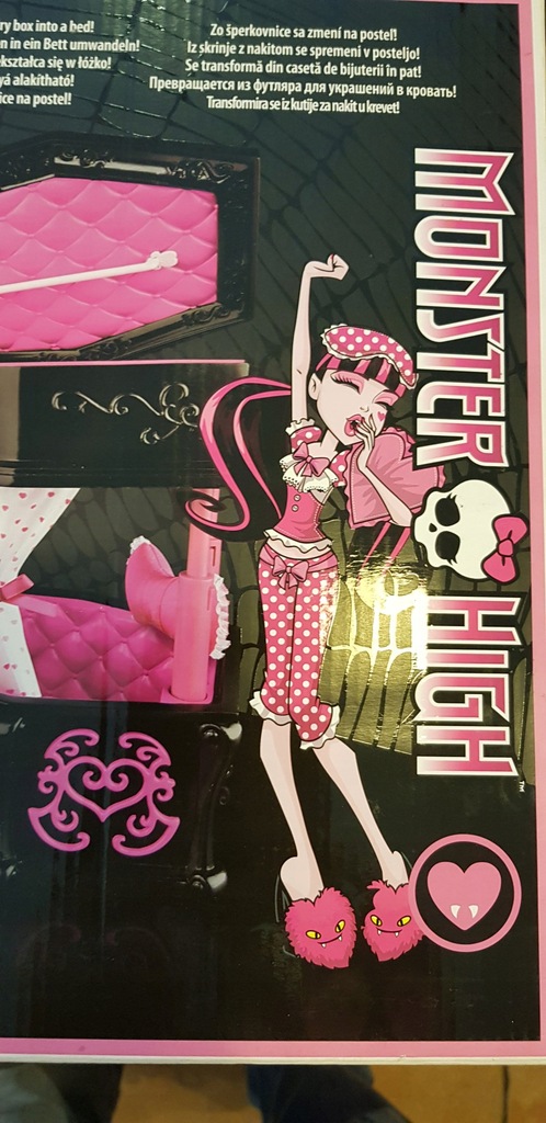 Mattel Monster High Łóżko Draculaura T8006