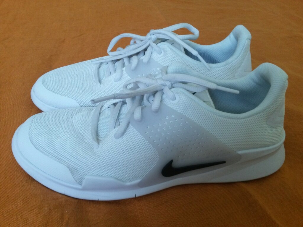 Nike store arrowz 41