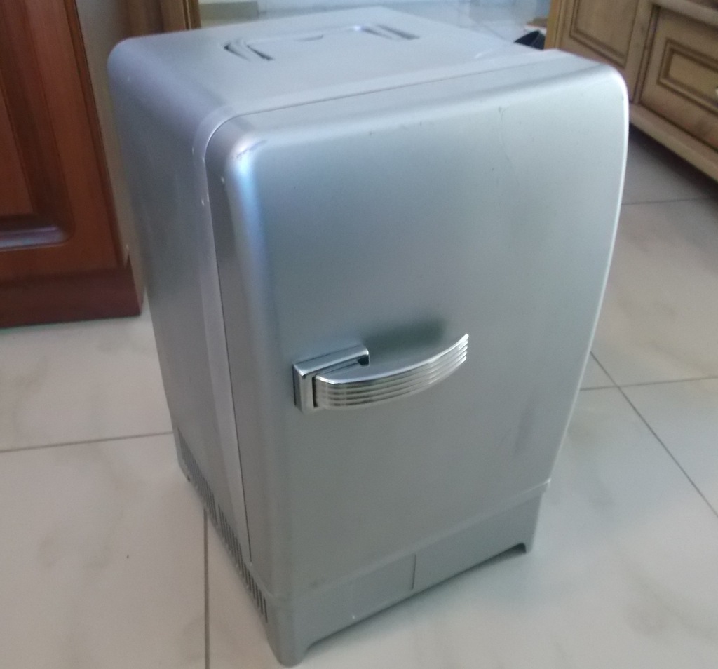 Lodówka turystyczn 12/230V Chłodziarka Podgrzewacz 7449375940 - Main Image