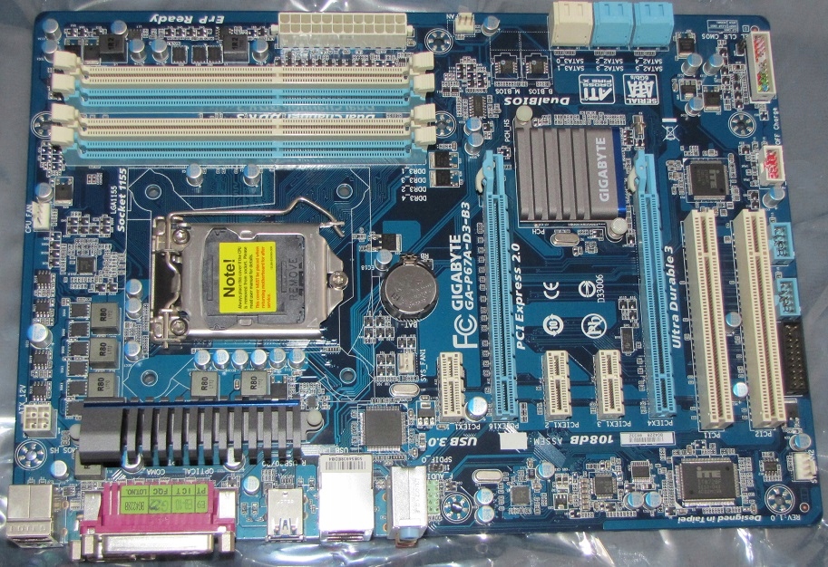 Gigabyte GA-P67A-D3-B3 + Intel CORE I5-2400 3,1GHz - 7679504082 ...