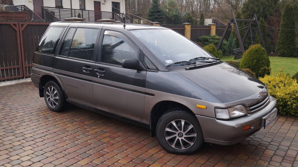 SPRZEDAM NISSAN PRAIRIE 2,4 BENZYNA + LPG 