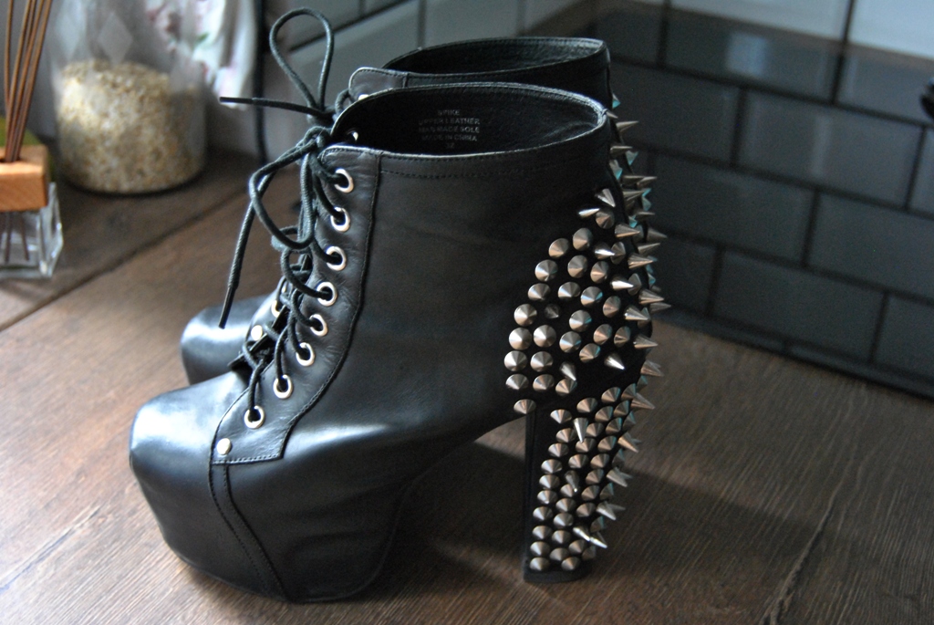 Jeffrey Campbell Lita Spike ćwieki kolce platfoma