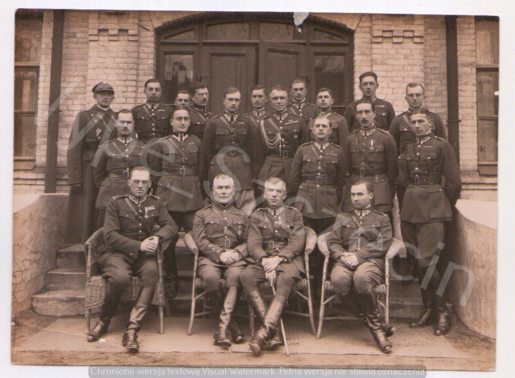 Zdjęcie Kadry oficerskiej 1 PUK Augustów 1929 r