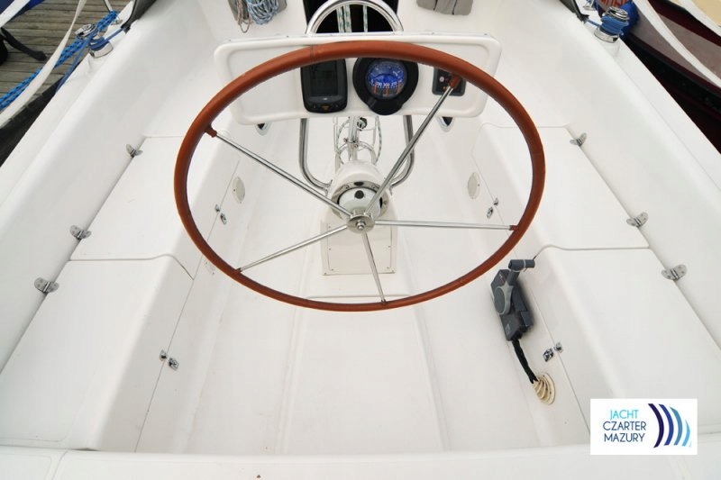 Sprzedam jacht Maxus 33