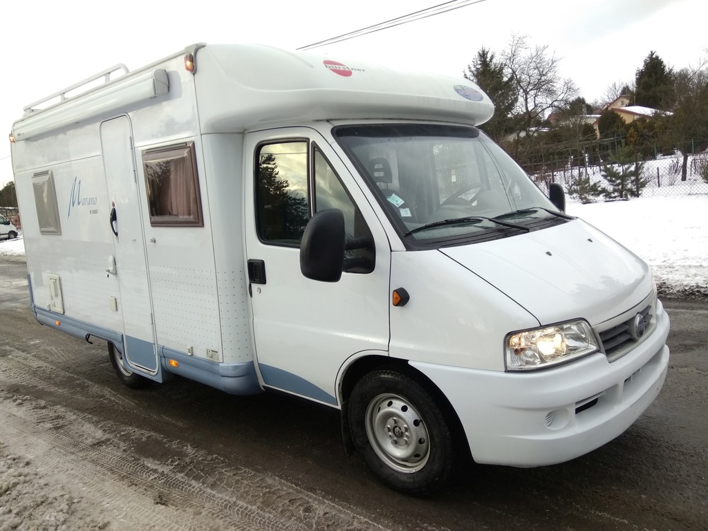 Camper kamper półintegra Burstner suchy 6 metrów
