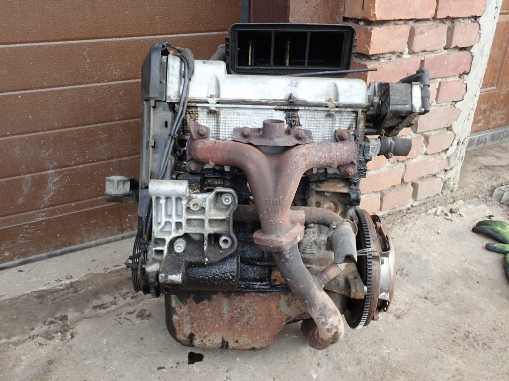 FIAT PUNTO I 1.2 8V 75 SILNIK