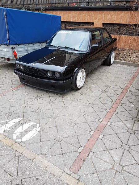 BMW e30 m60b40 V8