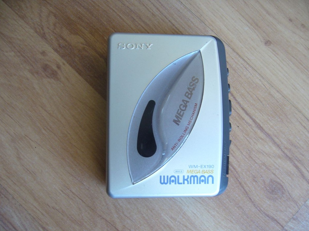 Walkman - Cassette Player -SONY WM-EX190 Mega Bass