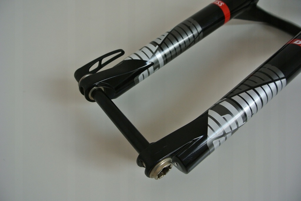 DT Swiss XMM ツインショット140mm 26 テーパー DT Swiss XMM 140mm 26