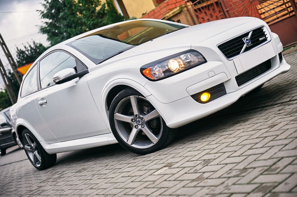 CANDY WHITE - VOLVO C30 R-DESING - JEDYNE W POLSCE