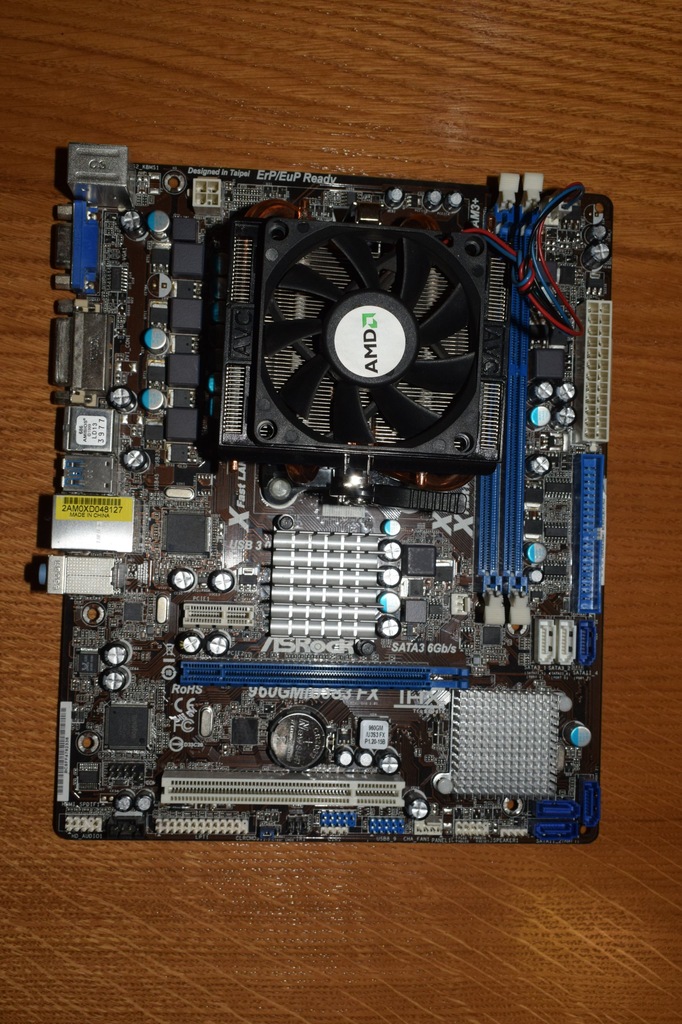 FX-4100+ASRock 960GM/U3S3 FX+2x2GB Kingston DDR3