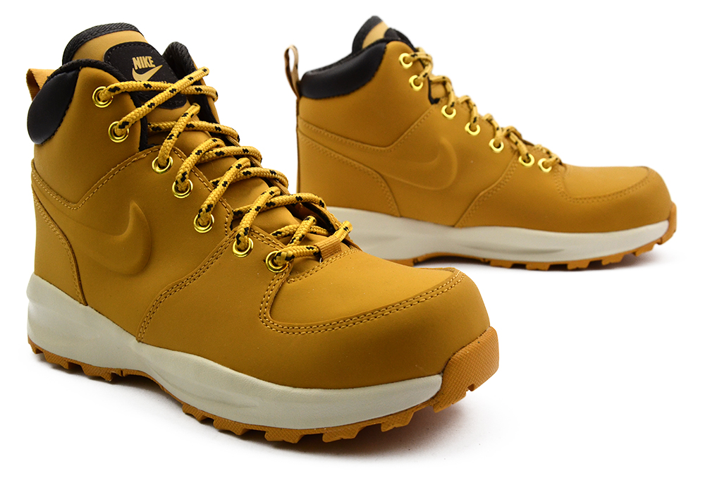 nike manoa jr