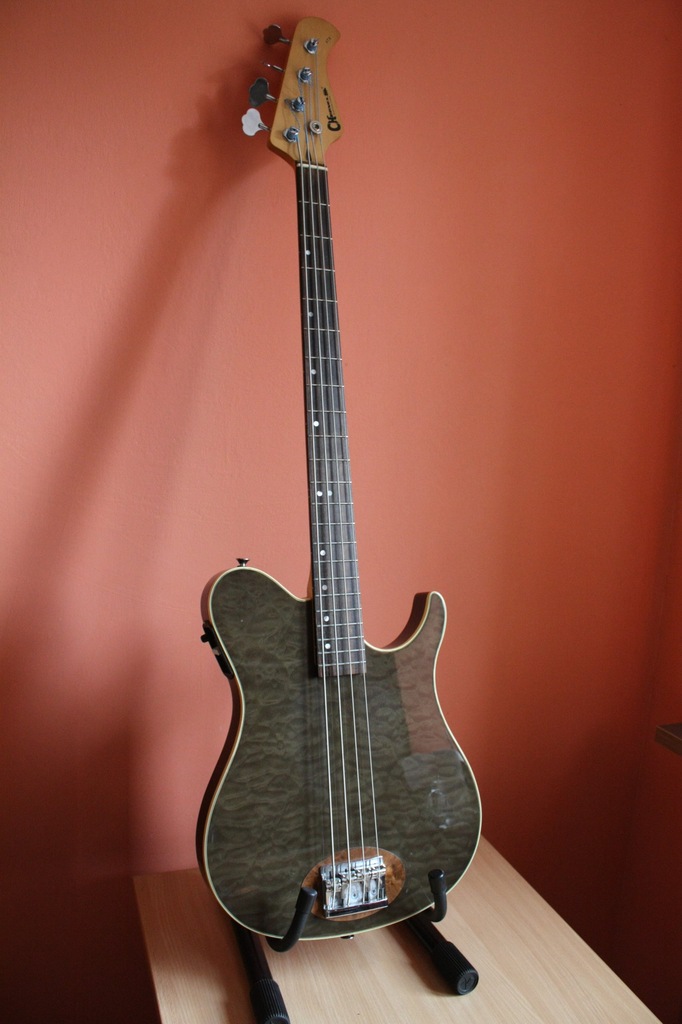 Charvel bass ATX