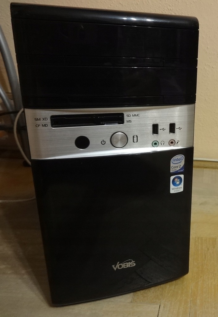 Komputer Vobis 4 x 2,4 GHz ,3 GB RAM Vista na DVD