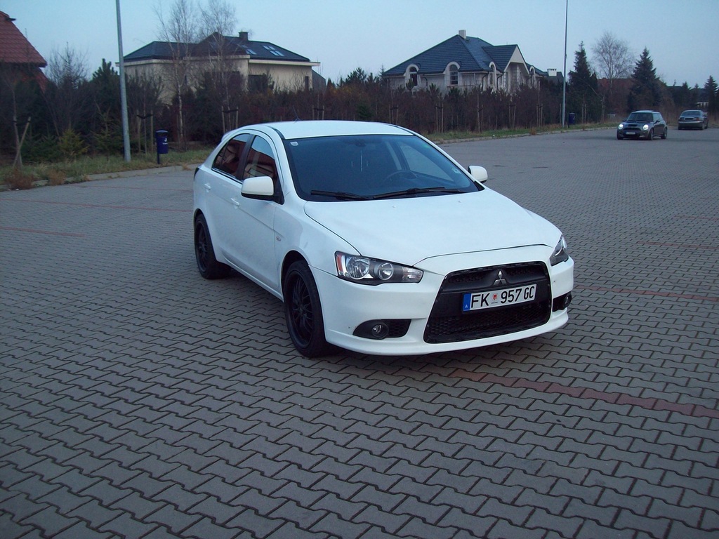 Mitsubishi lancer pakiet evo 2010