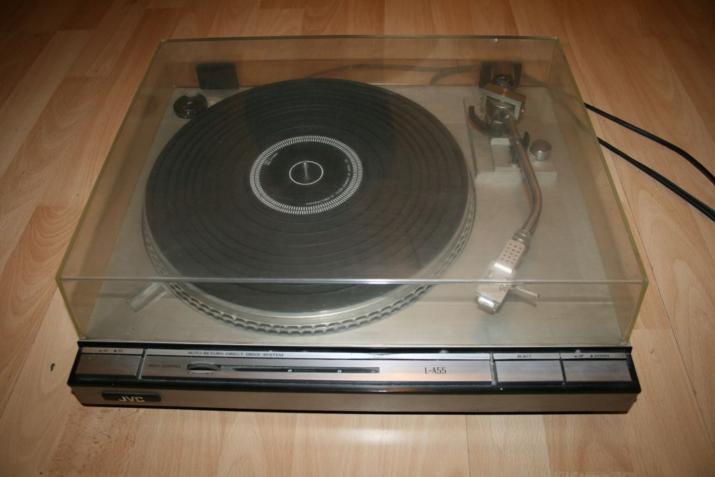 Gramofon Jvc la-55