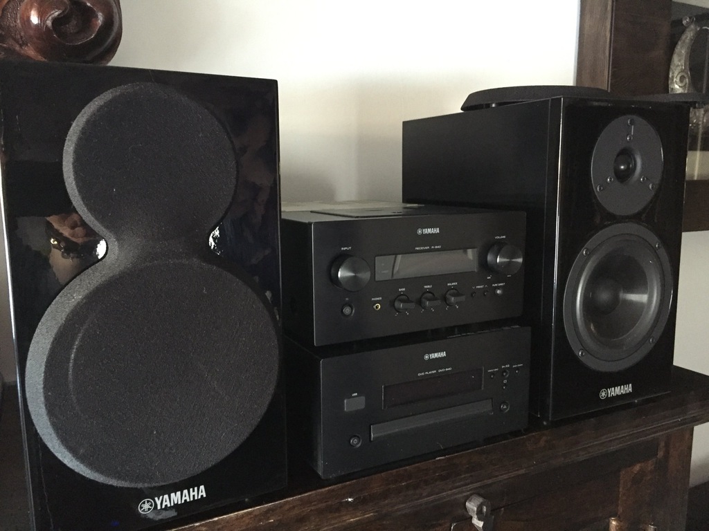 YAMAHA PIANOCRAFT MCR 840,DVD MINI HI-FI