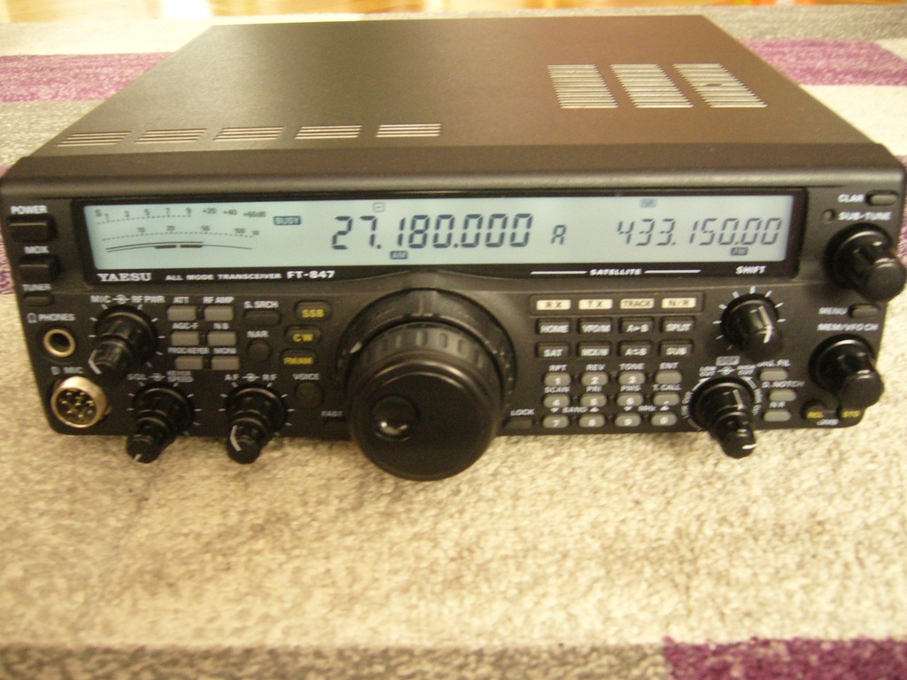 YAESU FT 847