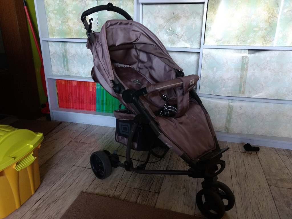 Wózek spacerowy BABYWELT MOON FIT 3 kołowy