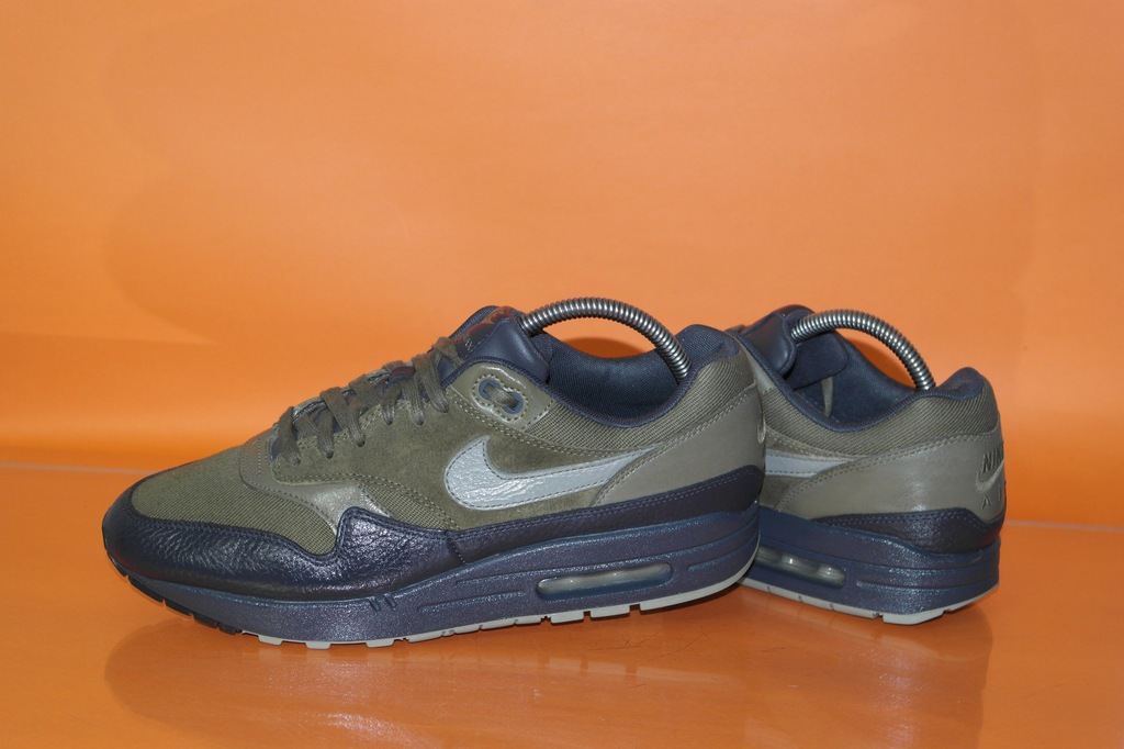 nike air max 1 olive