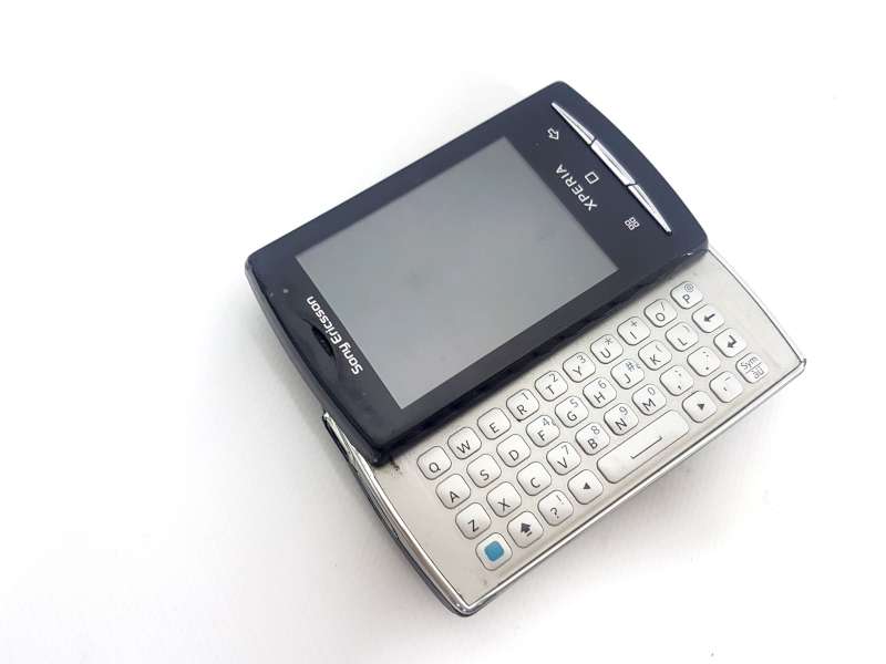 SONY ERICSSON XPERIA X10 MINI PRO !