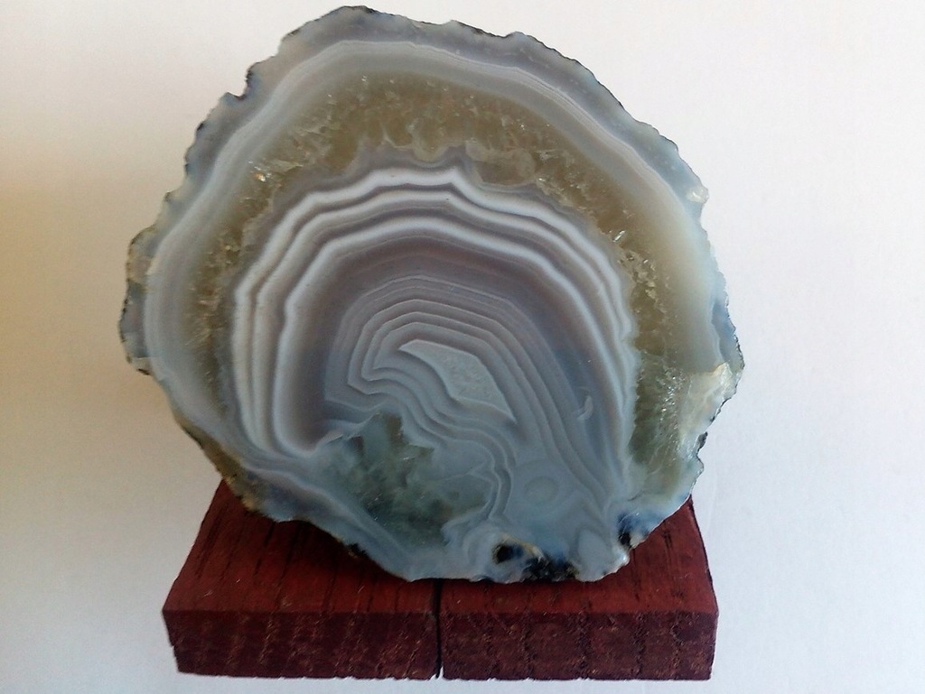 MIN 467 AGAT PERLISTY waga 70 gram