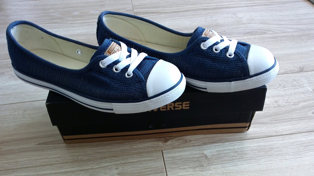 Converse dance cheap lace blue