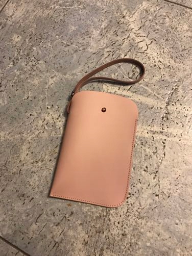Etui skórzane do telefonu marki Batycki