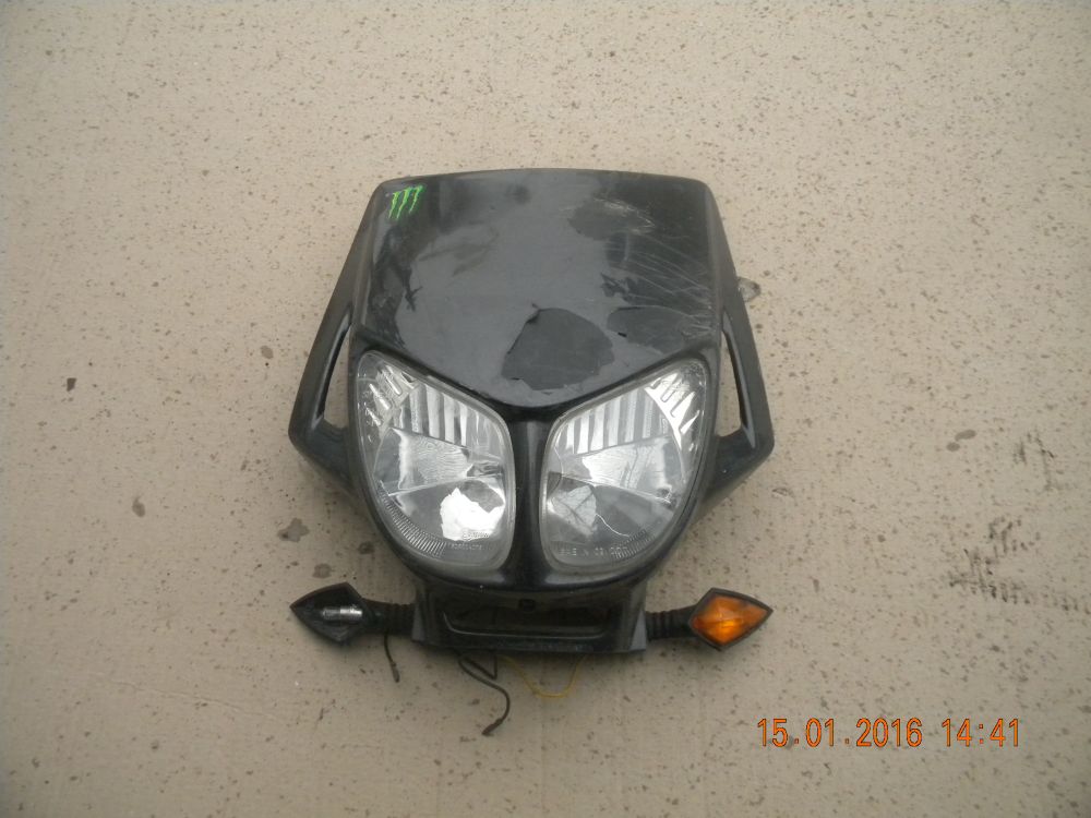 DERBI SENDA RCR CZASZA + LAMPA KOCIE OCZY