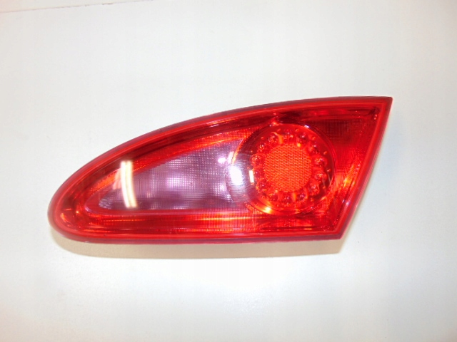 lampa klapy prawy tył SEAT LEON II