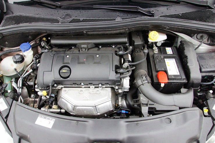 SILNIK 1.6 VTI C4 C5 207 307 308 508 5008 PSA 5FS