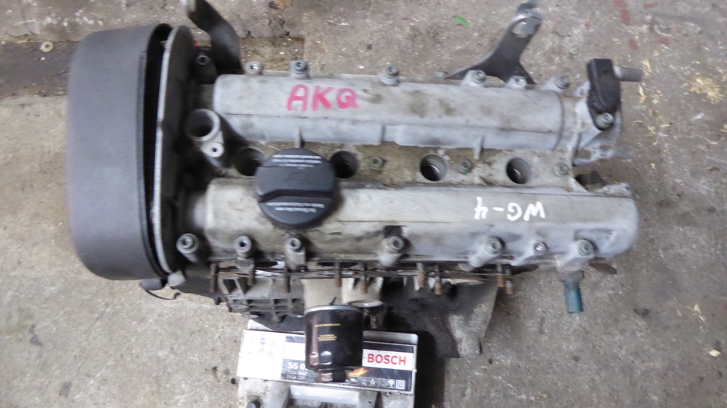 SILNIK VW GOLF IV 4 BORA 1.4 16V KOD SILNIKA: AKQ