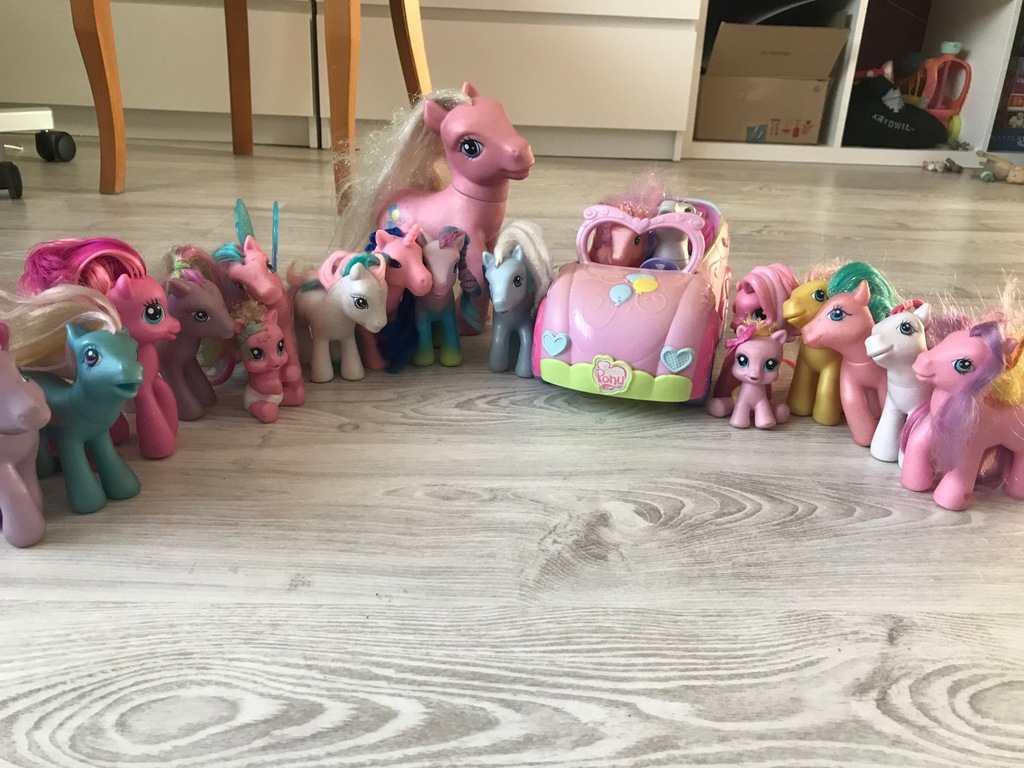 18 oryginalnych koników My Little Pony