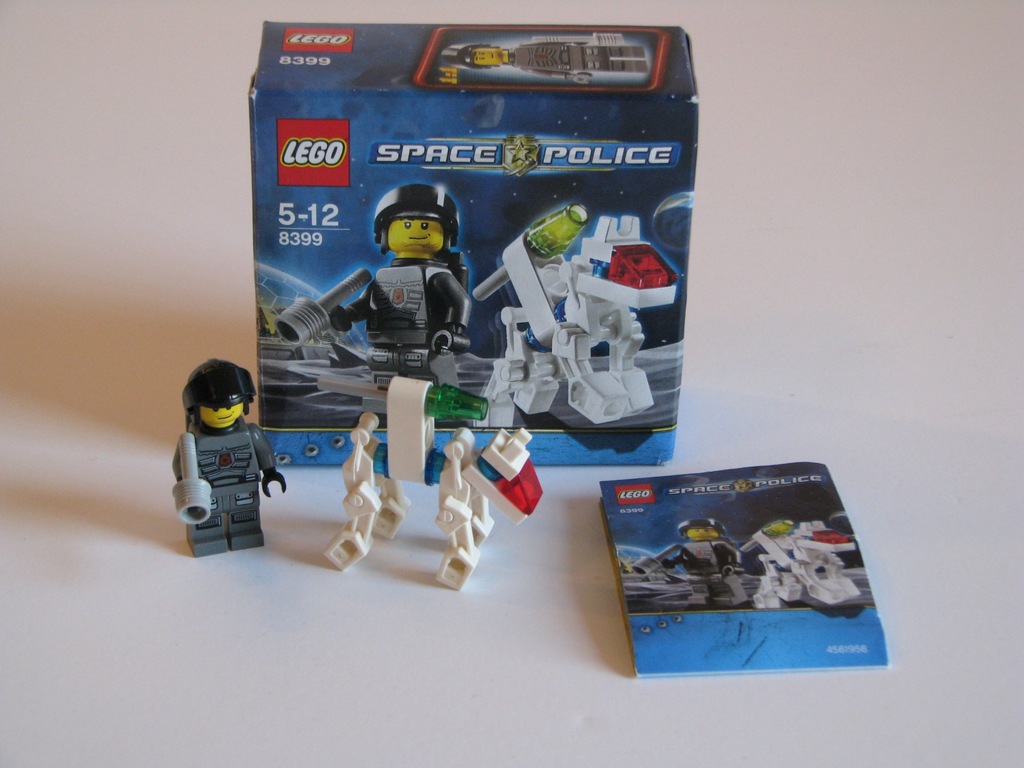 Lego SPACE POLICE 8399 blaster kosmici alien pies