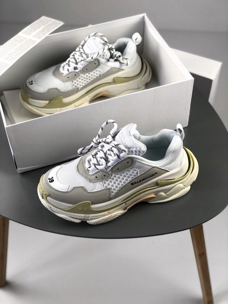 balenciaga triple s white v2