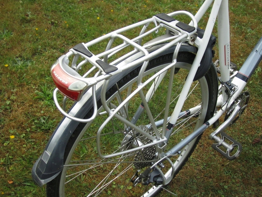Bagażnik aluminiowy Batavus + lampka Gazelle Koga