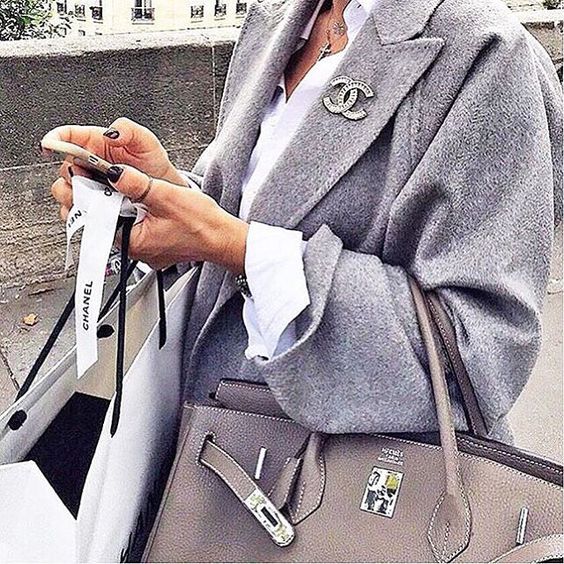 Broszka CHANEL Styl Paryżanka Srebrna Piękna Perły