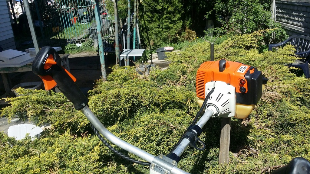 KOSA Spalinowa Podkaszarka STIHL FS200 7609265111 oficjalne