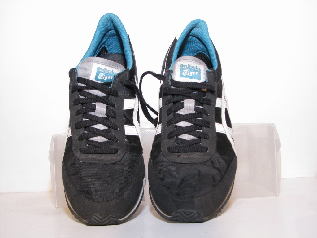 onitsuka tiger sakurada d2d1n