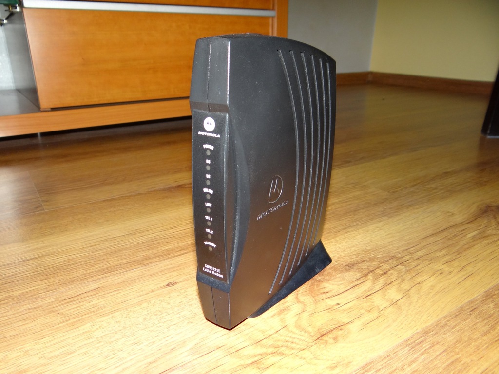 Motorola SBV5121E modem internetowy INEA NETIA ...