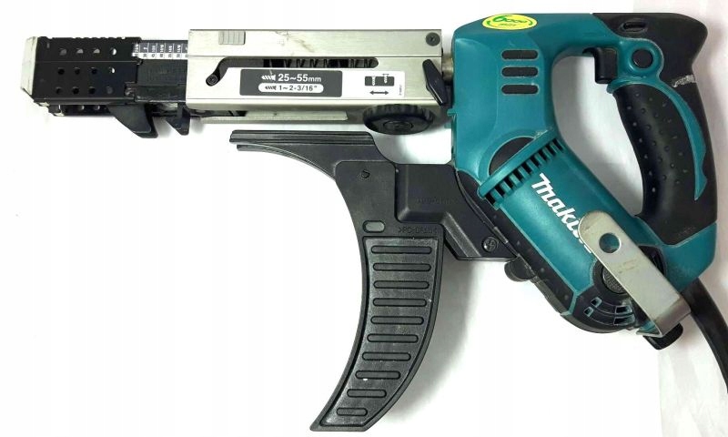 WKRĘTARKA SIECIOWA Z MAGAZYNKIEM MAKITA 6843 470W
