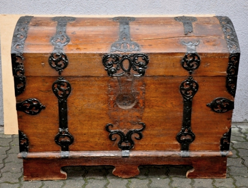 Kufer dębowy barokowy oryginał