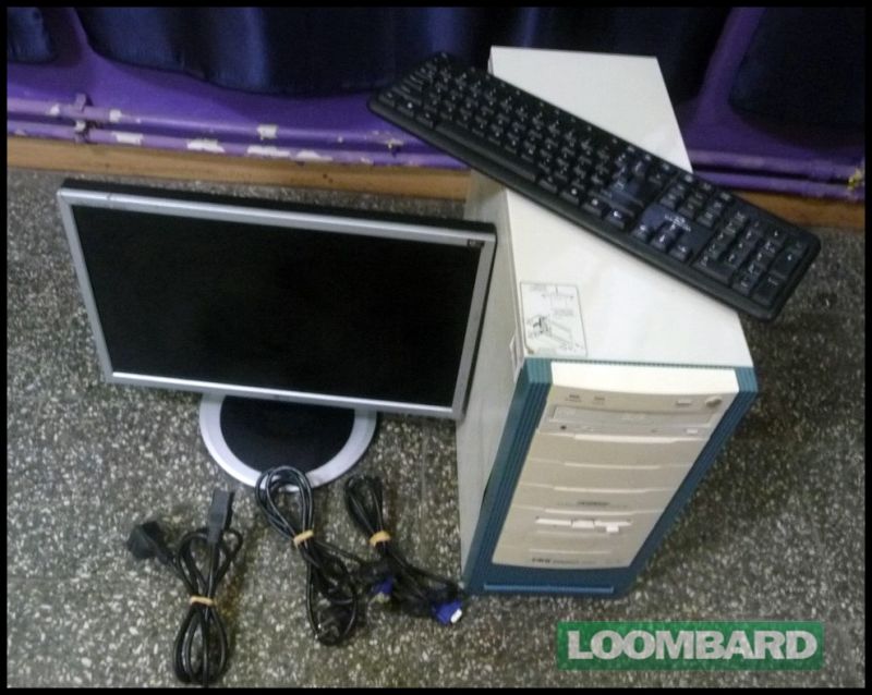 KOMPUTER MODECOM 2002R Z MONITOREM LG FLATRON