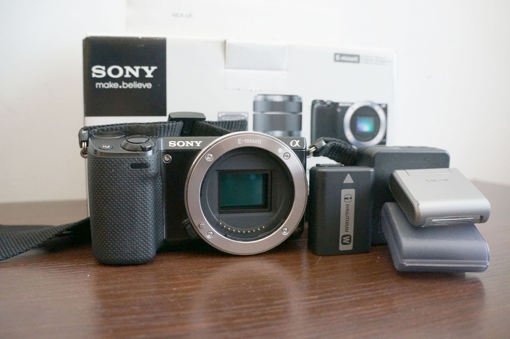 Sony NEX-5R WiFi 1080p50 BDB F-r