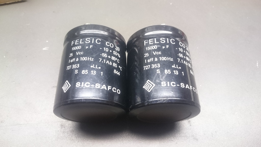 Kondensatory elektrolityczne 15000uF / 25V 
