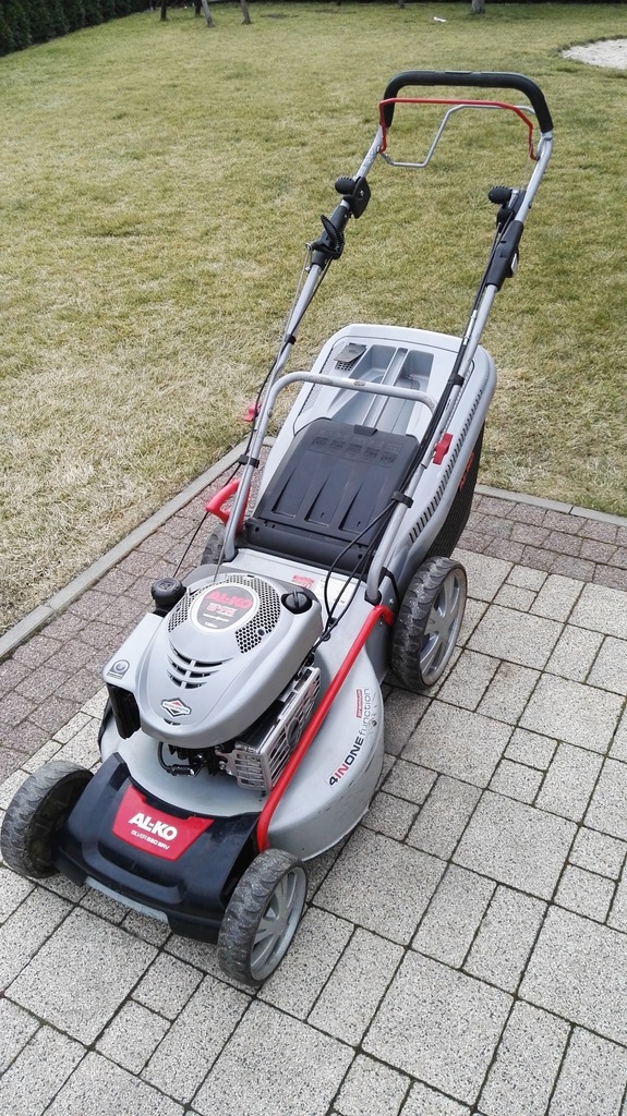 kosiarka spalinowa AL-KO 520 BRV z napędem + kosz
