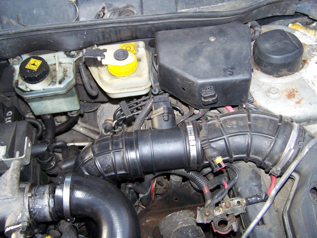 Przepływomierz powietrza Fiat Bravo 1.9 JTD