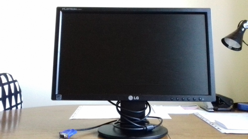 LG Flatron E 1911 monitor